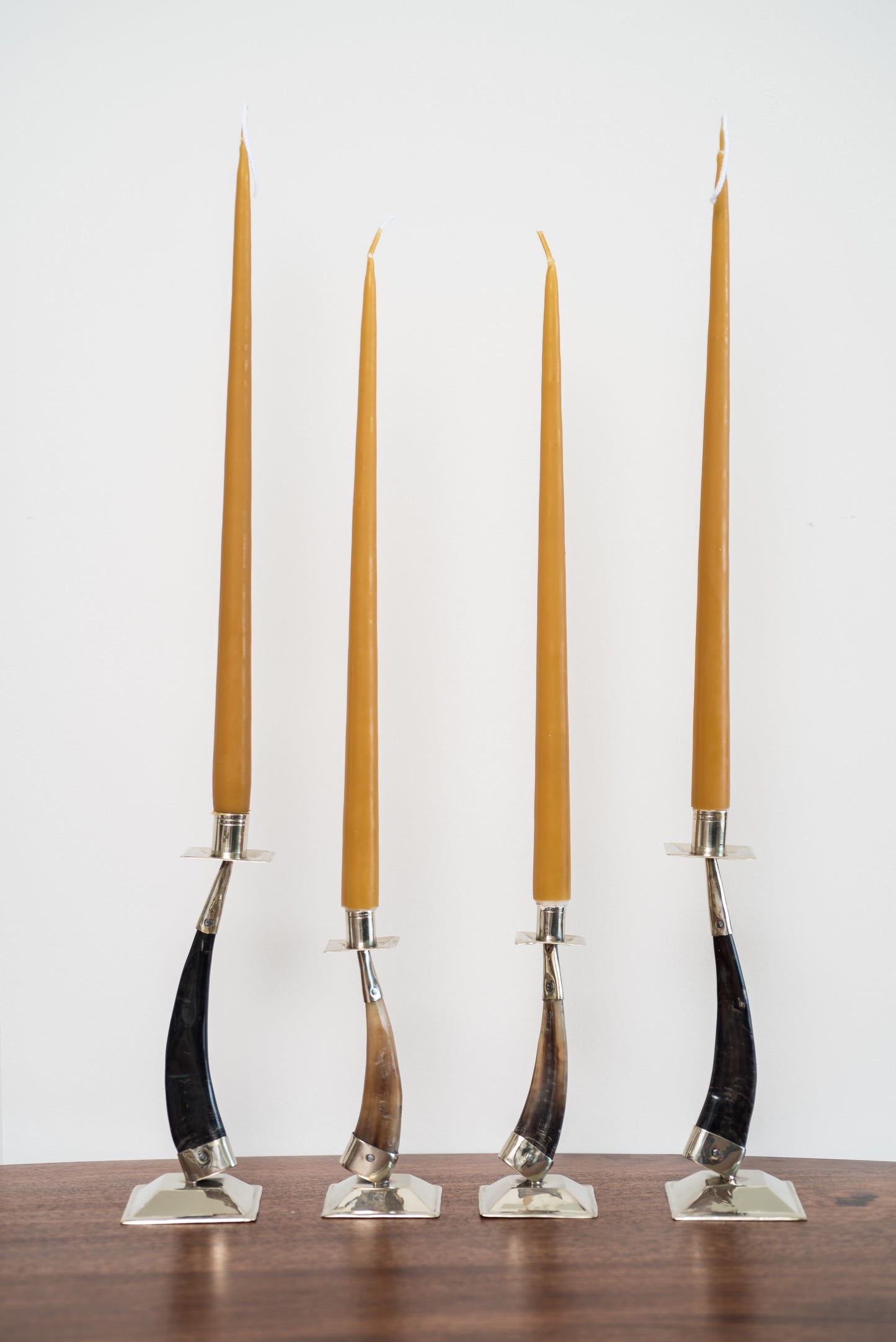 Par de candelabros con cuernos de chivo y alpaca 20 cm